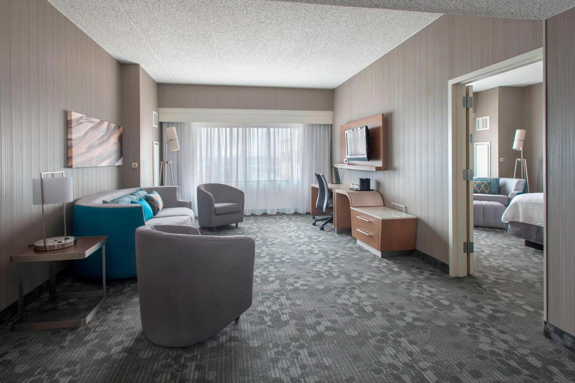 Courtyard By Marriott Newark Elizabeth Otel Dış mekan fotoğraf