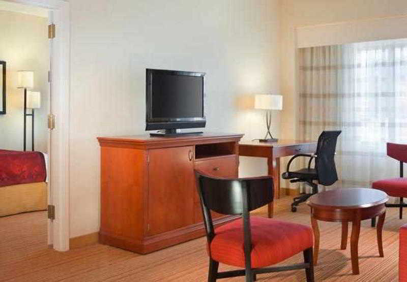 Courtyard By Marriott Newark Elizabeth Otel Dış mekan fotoğraf