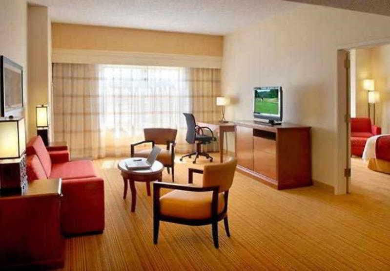 Courtyard By Marriott Newark Elizabeth Otel Dış mekan fotoğraf